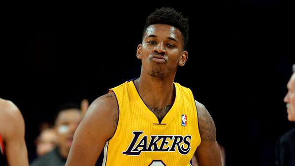 非持球侧盯 非持球侧盯